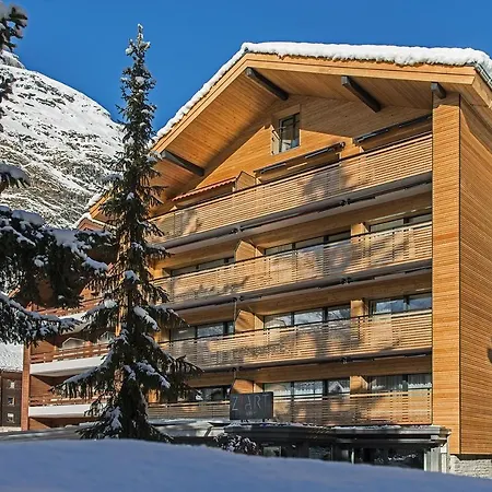 Lejlighed I Uferweg Område På 97 M². Soveværelser: 2. Private Badeværelser: 2. * Zermatt